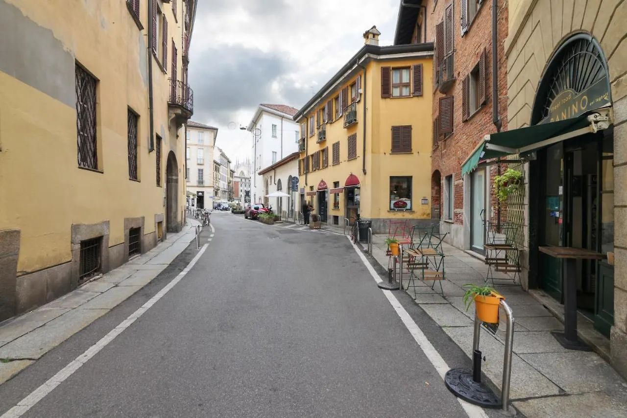 Sweett- Maison Laghetto Milan Italy